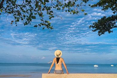 要机甲还是萝莉？当然是穿着机甲的萝莉！（附白嫖活动！四舍五入游戏不要钱！）